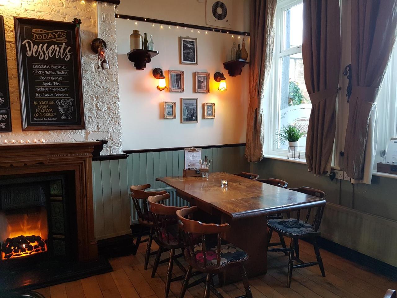 The Waterford Arms Hotel Hartley Exterior photo